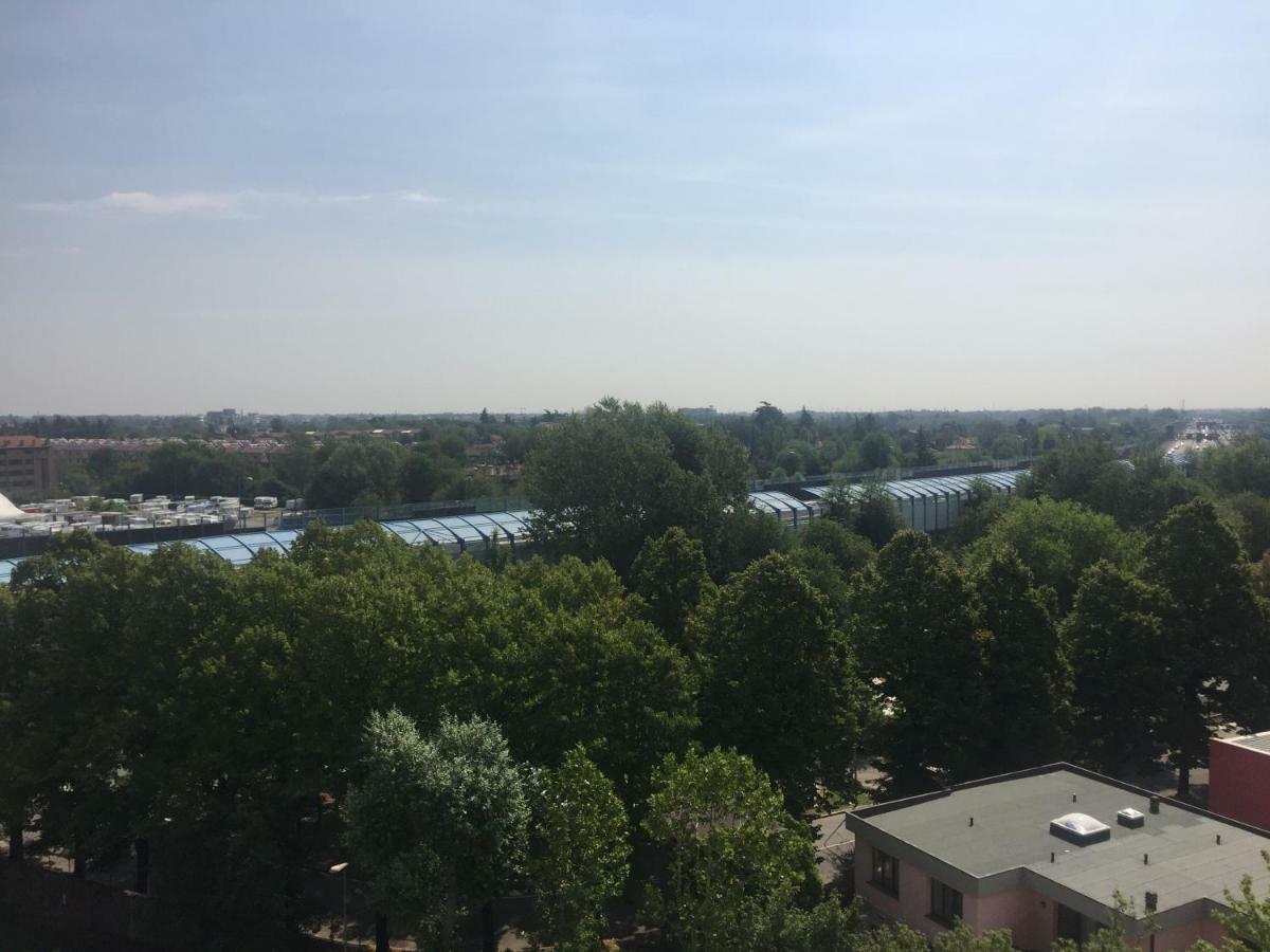 Stanza In Appartamento Privato Zona San Vitale Болонья Экстерьер фото